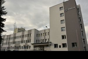 Budynek Komendy Miejskiej Policji w Tarnobrzegu w woj.podkarpackim.