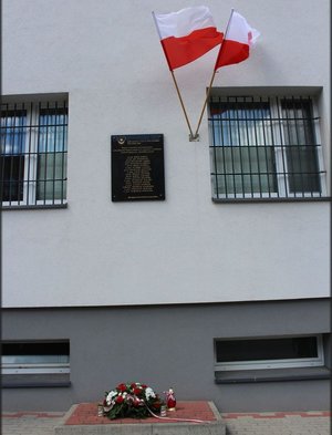 Tablica Pamięci pomordowanych policjantów 1940 roku