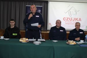 Debata ewaluacyjna pn.Bezpieczny Senior - Zastępca Komendanta Miejskiego Policji w Tarnobrzegu ml. insp. Mariusz Stasiak KMP.