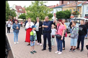 Piknik z Okazji Dnia Dziecka z udziałem policjantów z Komendy Miejskiej Policji w Tarnobrzegu.