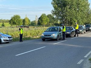 Działania prewencyjne policjantów ruchu drogowego &quot;Trzeźwy poranek&quot;. Akcja prowadzona na terenie Tarnobrzega i Gorzyc.