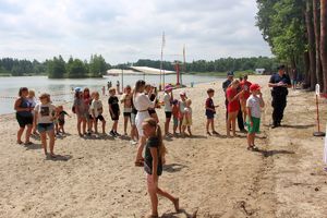 Piknik dla dzieci i młodzieży &quot;Kręci mnie bezpieczeństwo nad wodą&quot;- tym razem nad Zalewem w Gorzycach.