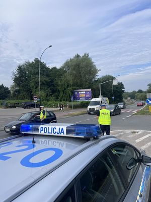 Policjanci ruchu drogowego podczas działań Trzeźwy poranek.