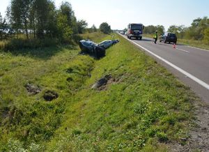 Wypadek drogowy w Jeziórku w powiecie tarnobrzeskim z udziałem dwóch pojazdów