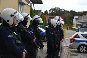 W Tarnobrzegu policjanci zabezpieczali mecz piłki nożnej o Puchar Polski