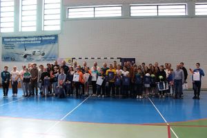 Powiatowy Turniej Bezpieczeństwa Ruchu Drogowego w Tarnobrzegu - uczestnicy szkół podstawowych z miasta Tarnobrzega oraz gmin Nowej Dęby, Gorzyc, Baranowa Sandomierskiego i Grębowa.