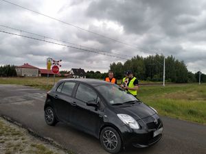 „Bezpieczny Przejazd” – działania policjantów z Nowej Dęby ze Służbą Ochrony Kolei