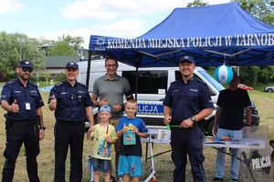 Tarnobrzeg wita lato - piknik z udziałem policjantów
