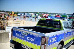 Policjanci nad Jeziorem Tarnobrzeskim