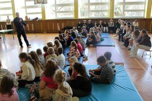 Informujemy i edukujemy - Babciu,Dziadku nie daj się oszustom!