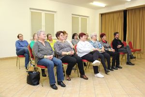 „Bezpieczny senior”- był tematem debaty ewaluacyjnej skierowanej do mieszkańców gminy Gorzyce w powiecie tarnobrzeskim. Podczas spotkania, omówiono zagadnienia dotyczące bezpieczeństwa osób starszych – w jaki sposób unikać zagrożeń, jak postępować z oszustami.